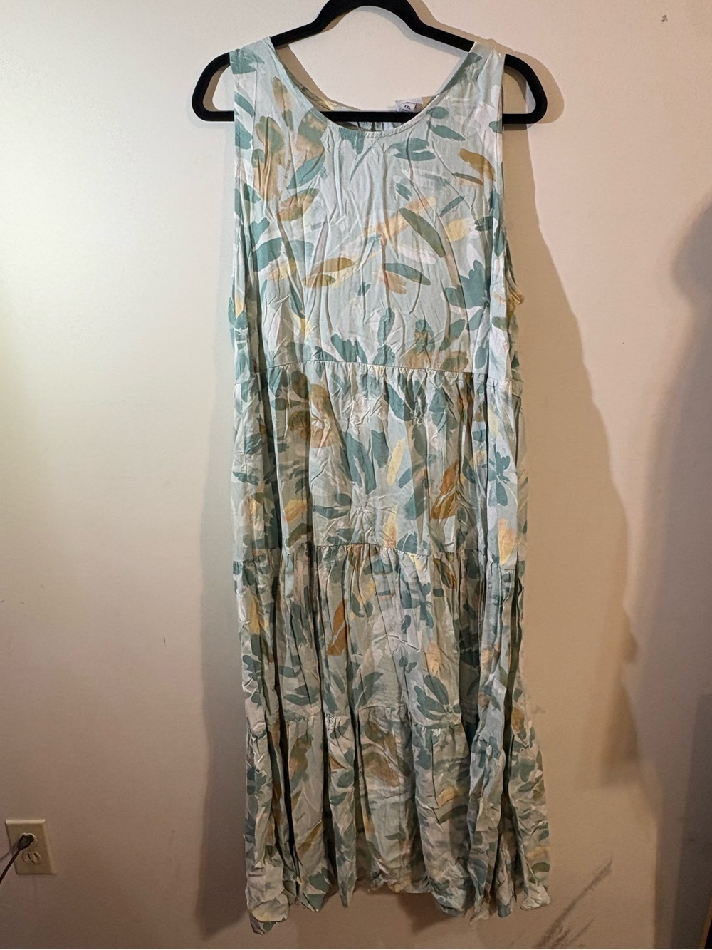 A New Day sleeveless floral maxi dress XXL tiered skirt light sage green botanic